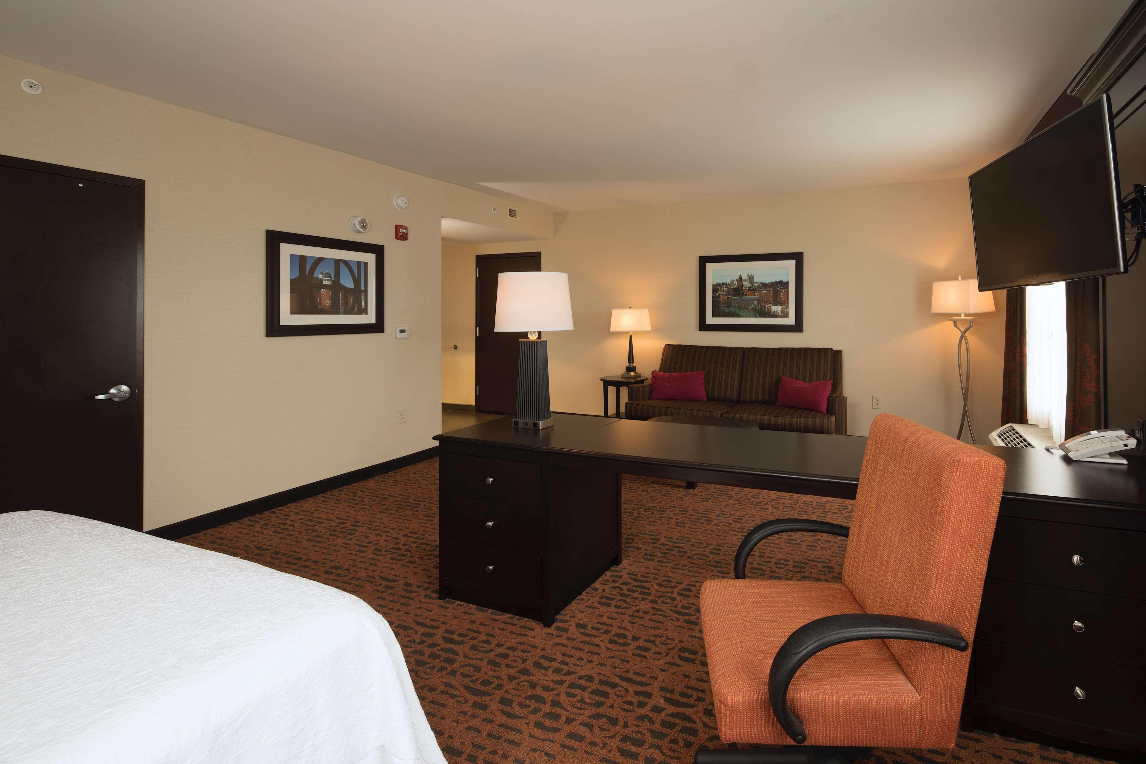 Hampton Inn Lewiston-Auburn Bagian luar foto