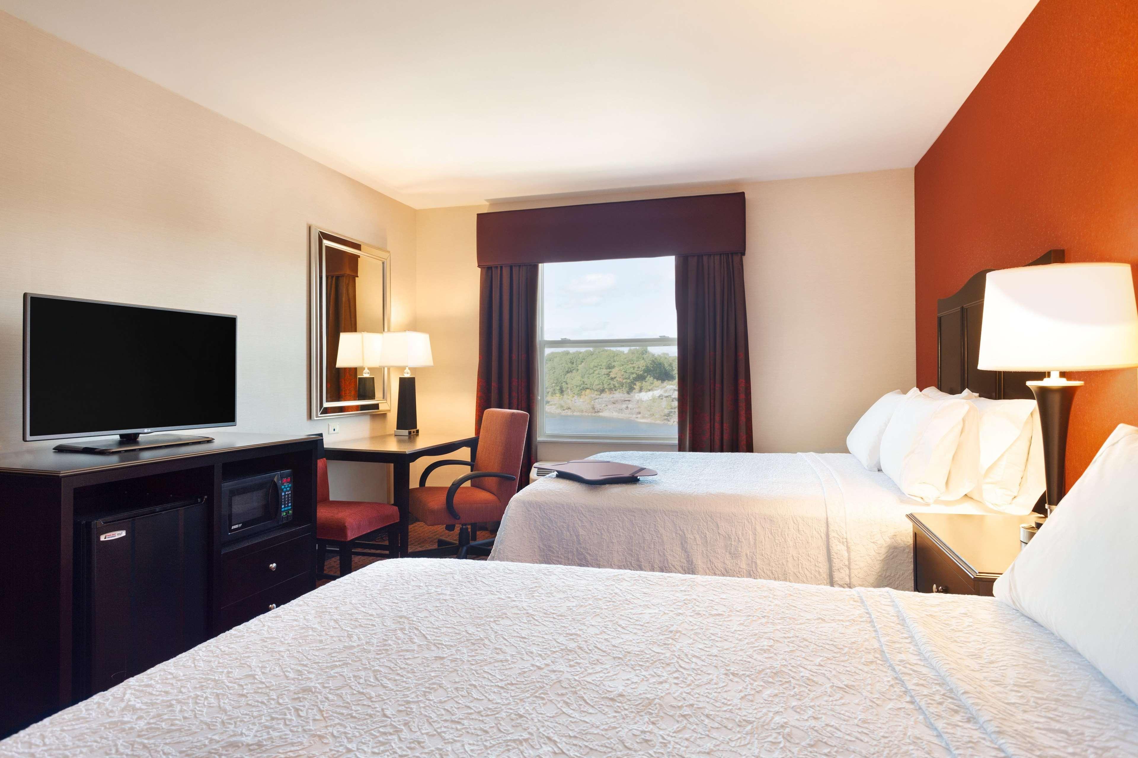 Hampton Inn Lewiston-Auburn Bagian luar foto