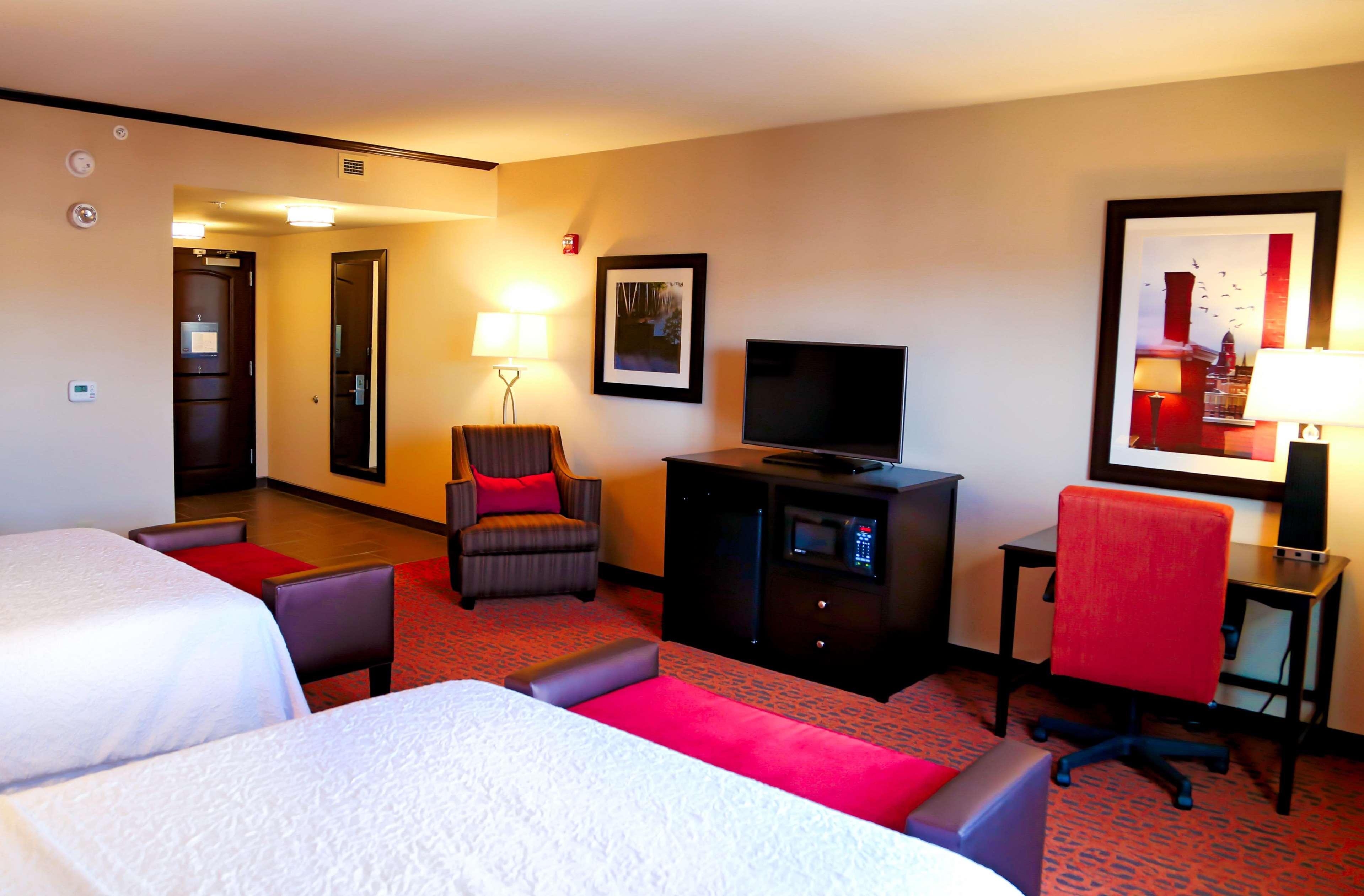 Hampton Inn Lewiston-Auburn Bagian luar foto