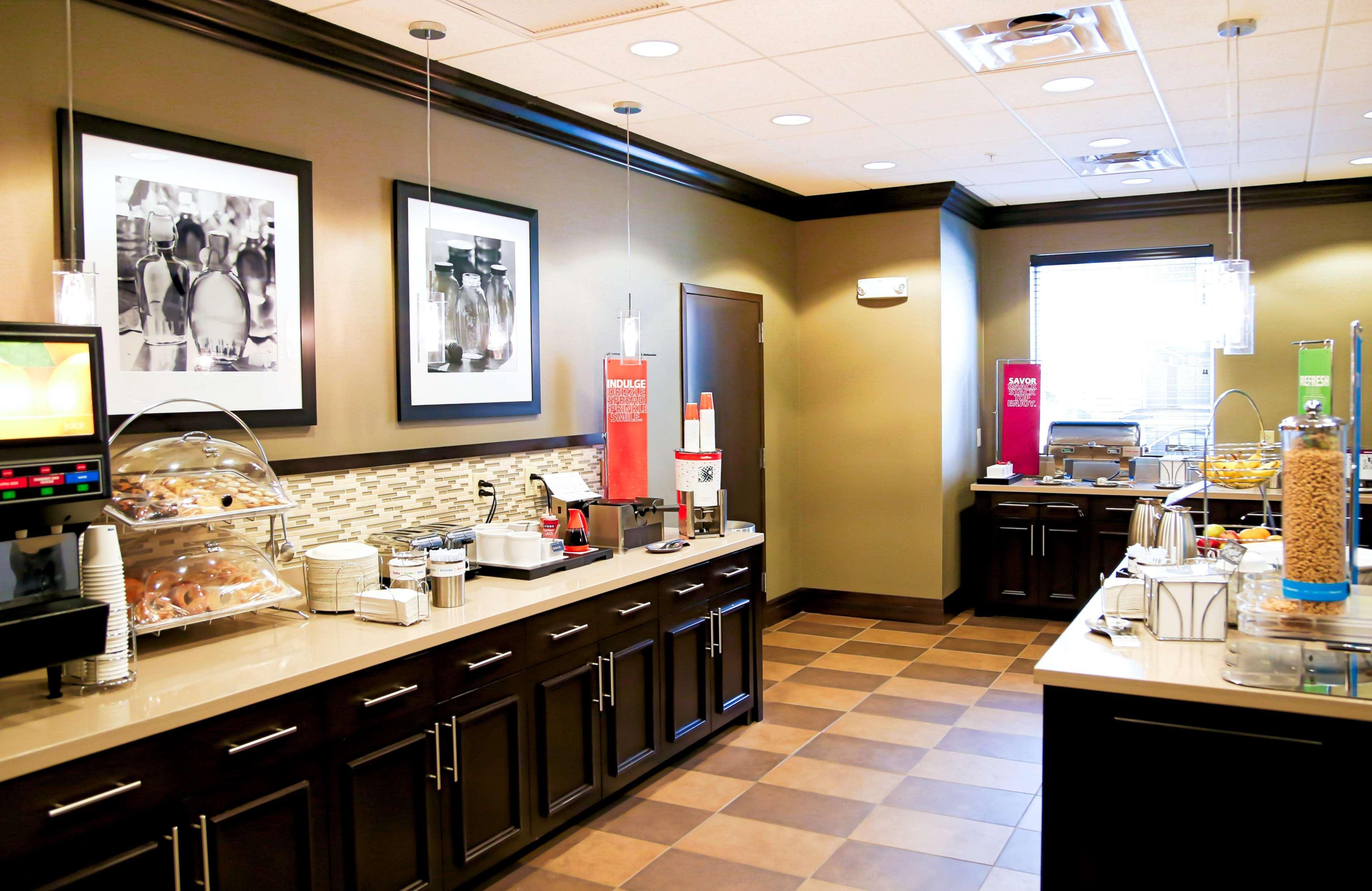 Hampton Inn Lewiston-Auburn Bagian luar foto