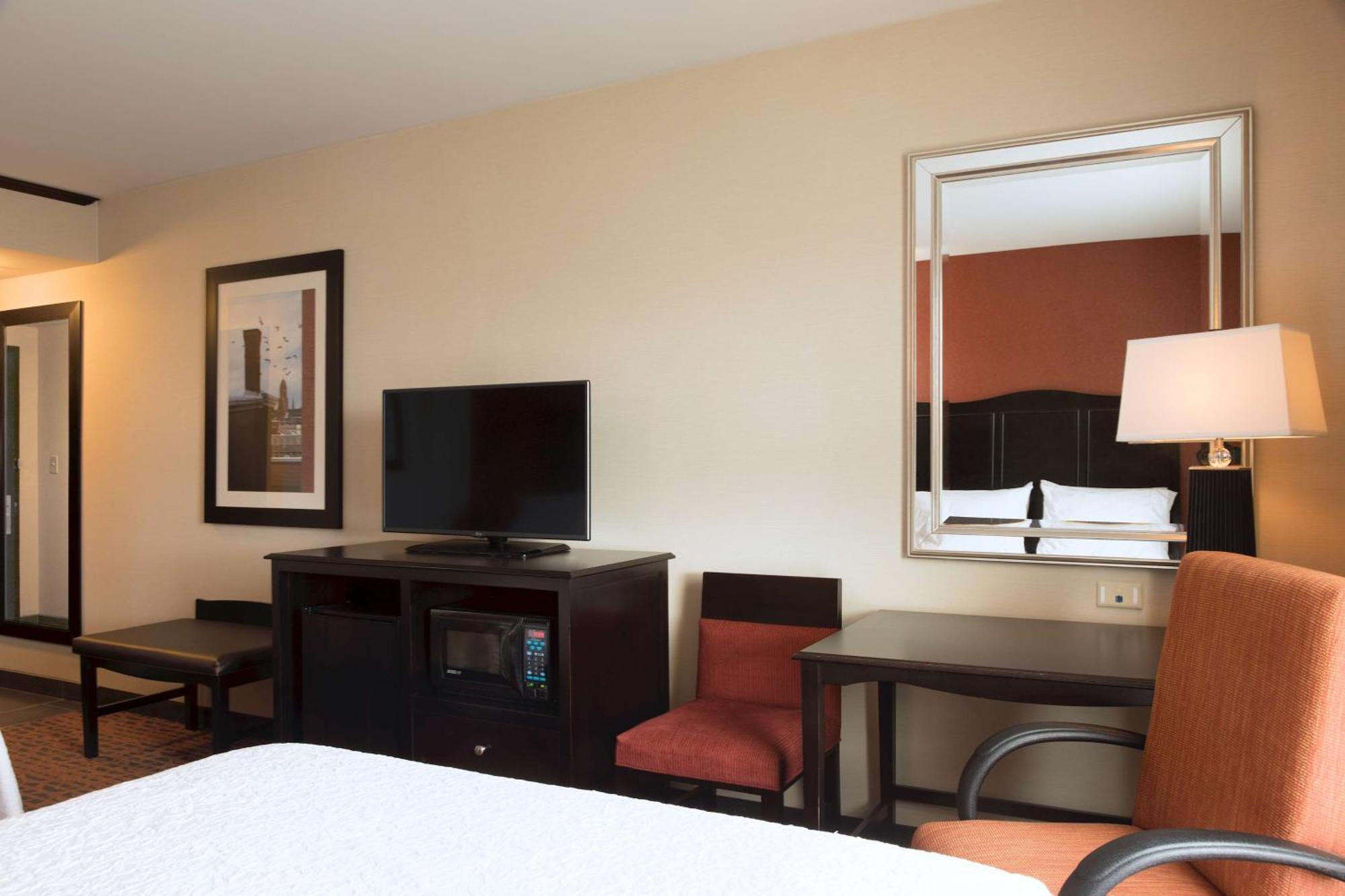 Hampton Inn Lewiston-Auburn Bagian luar foto