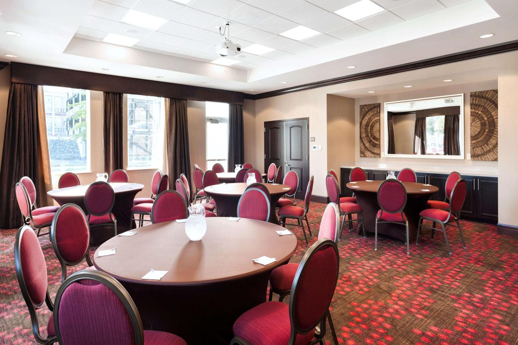 Hampton Inn Lewiston-Auburn Bagian luar foto