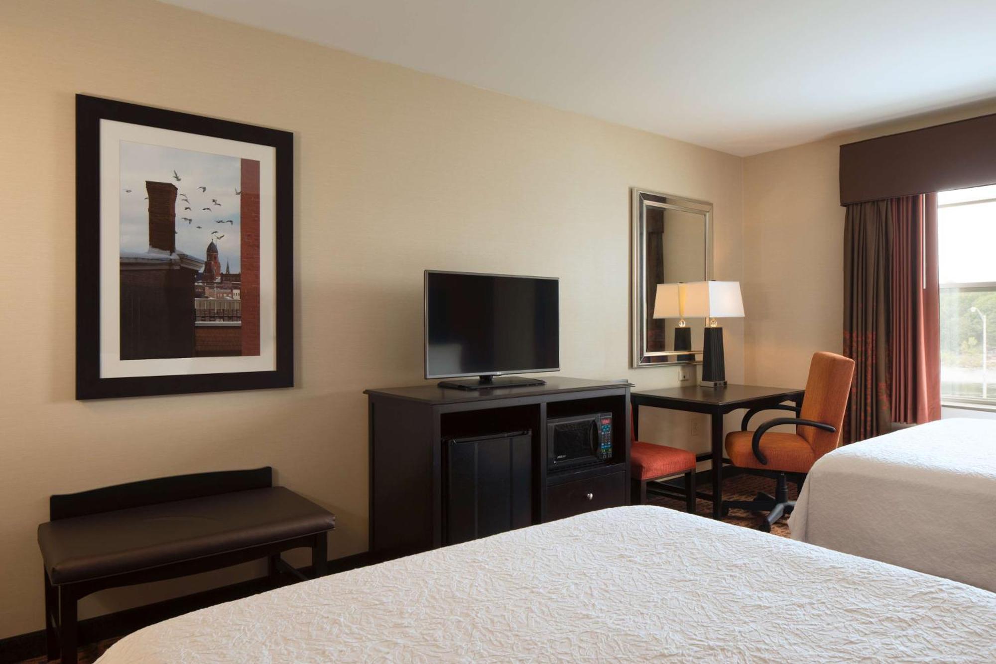 Hampton Inn Lewiston-Auburn Bagian luar foto